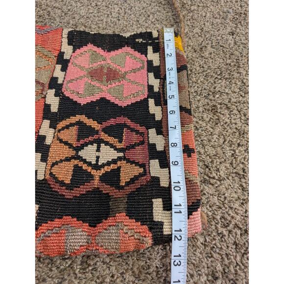 “VNTG, Handmade Kilim Wool Shoulder Bag Tribal Boho Crossbody Purse w/ Tassels - Picture 13 of 16